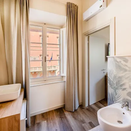 I Due Mondi 招待所 费拉约港